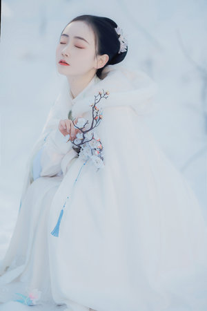 简隋英WRITEAS道具